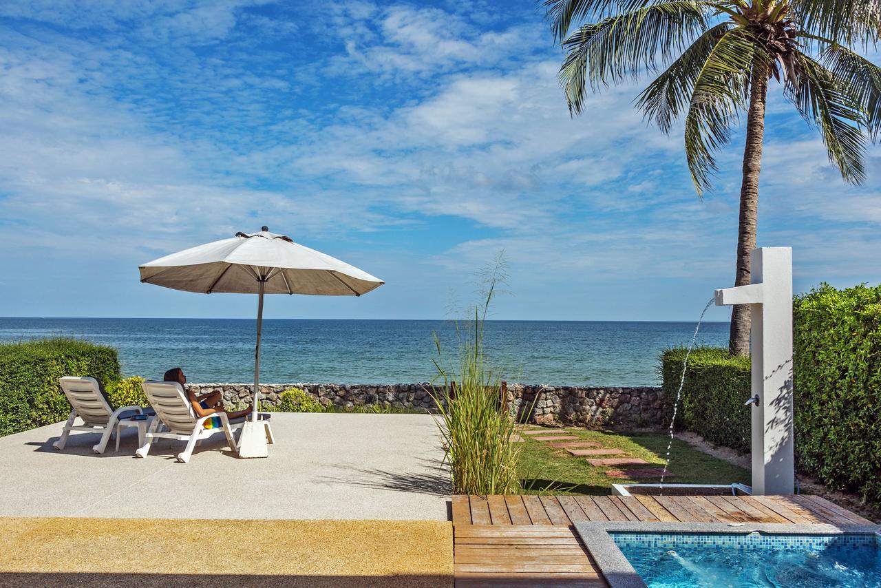Absolute Beachfront Villa Ban Huai Yang Exterior photo
